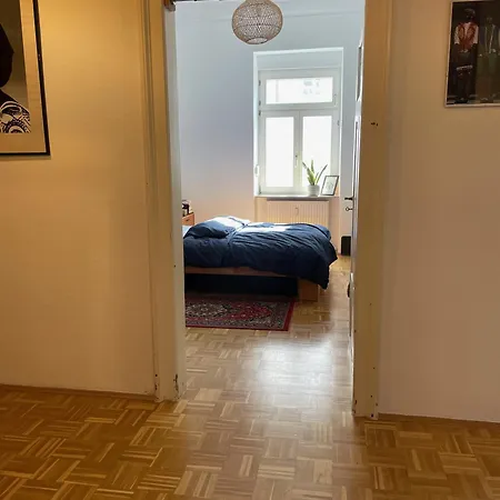 Apt Zellerau *