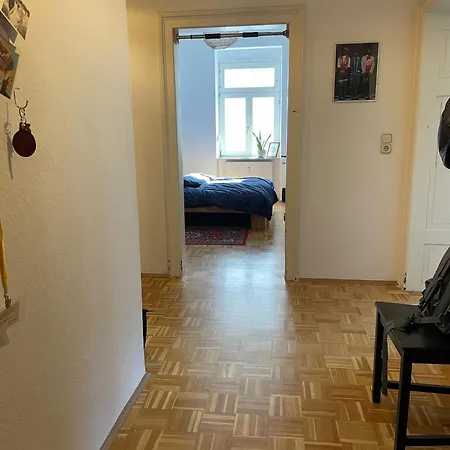 Apt Zellerau